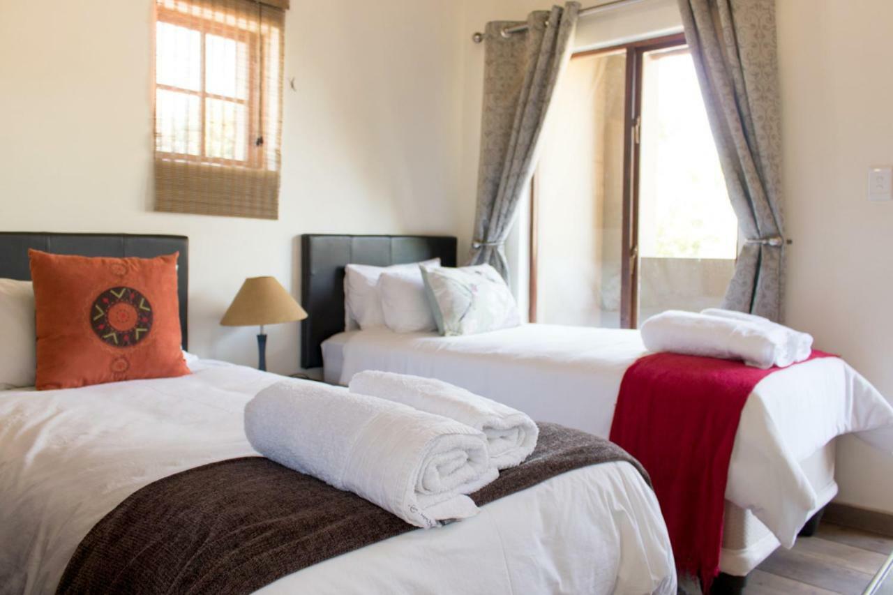 Hotel The Three Countries Estate Benoni Esterno foto
