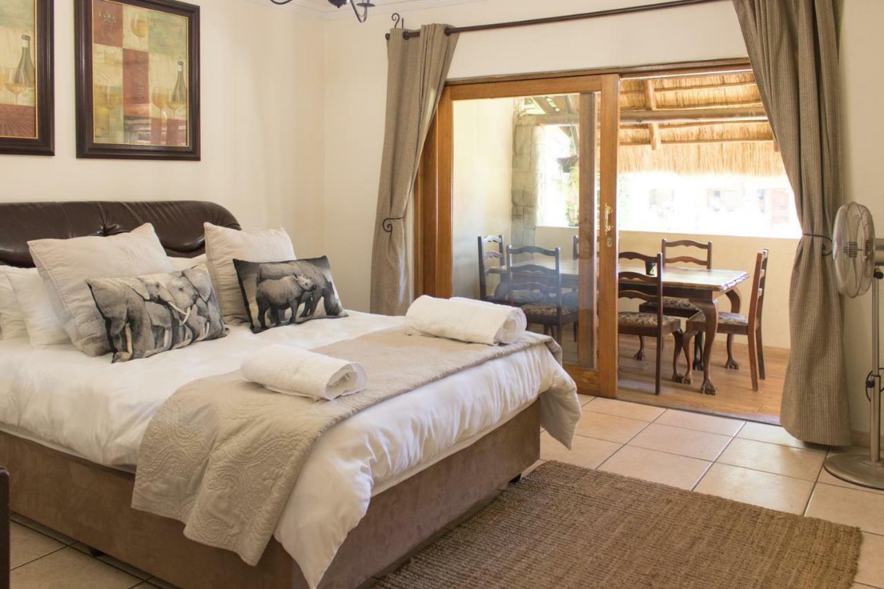 Hotel The Three Countries Estate Benoni Esterno foto