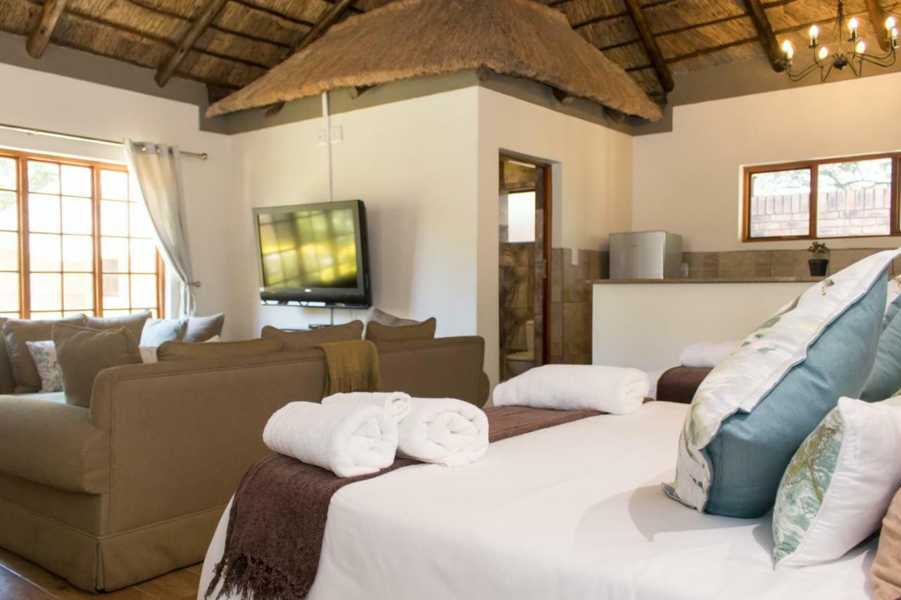 Hotel The Three Countries Estate Benoni Esterno foto